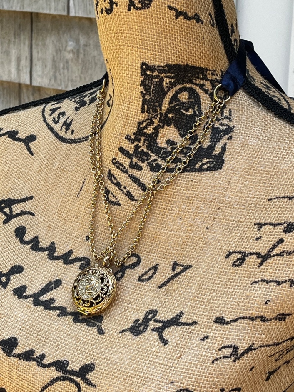 Max Factor Zodiac Aquarius Perfume Diffuser on Chain & Ribbon Necklace - Picture 5 of 6